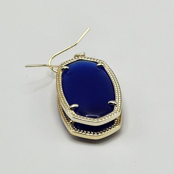 Kendra Scott Danielle Gold Drop Earrings In Cobalt - Picture 3 of 6